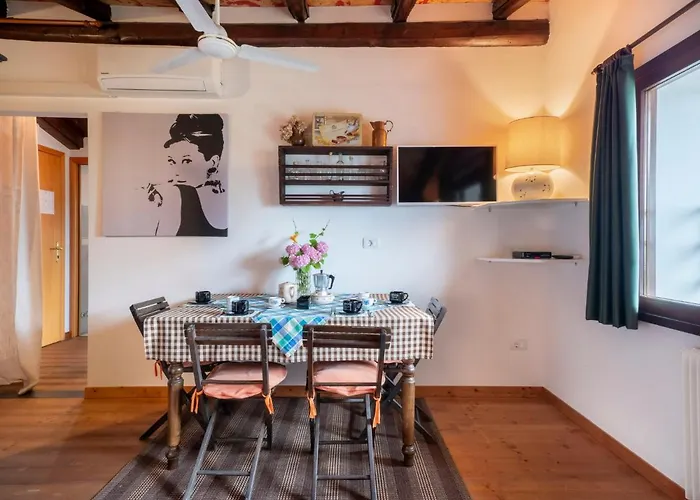 Apartman Margherita-3 By Interhome